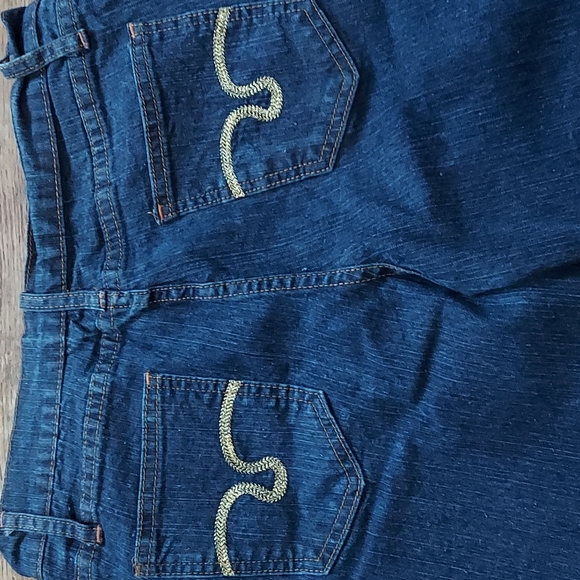 Pants - Picture 6 of 16